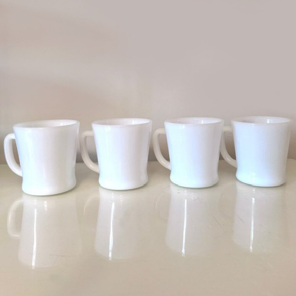 Vintage Fire King Hand Painted Peach Blossom Mugs (Set of 4) Excellent Condition - Picture 16 of 16